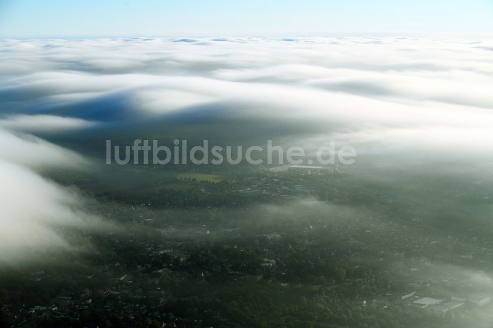 Zahrensen von oben - Wetterlage mit Wolkenbildung in Schneverdingen im Bundesland Niedersachsen, Deutschland