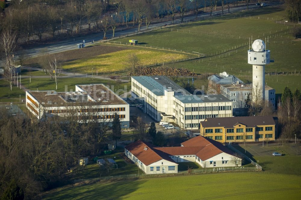 Essen aus der Vogelperspektive: Wetterwarte Essen-Schuir des DWD Deutscher Wetterdienst in Essen im Bundesland Nordrhein-Westfalen