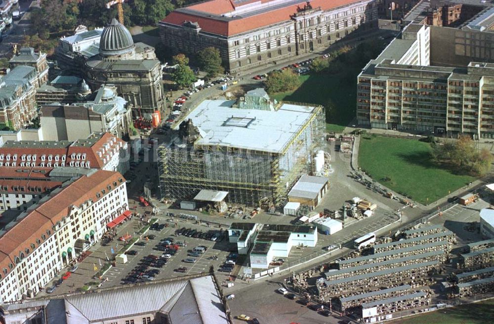 Dresden aus der Vogelperspektive: Wiederaufbau der Frauenkirche in der Dresdner Altstadt