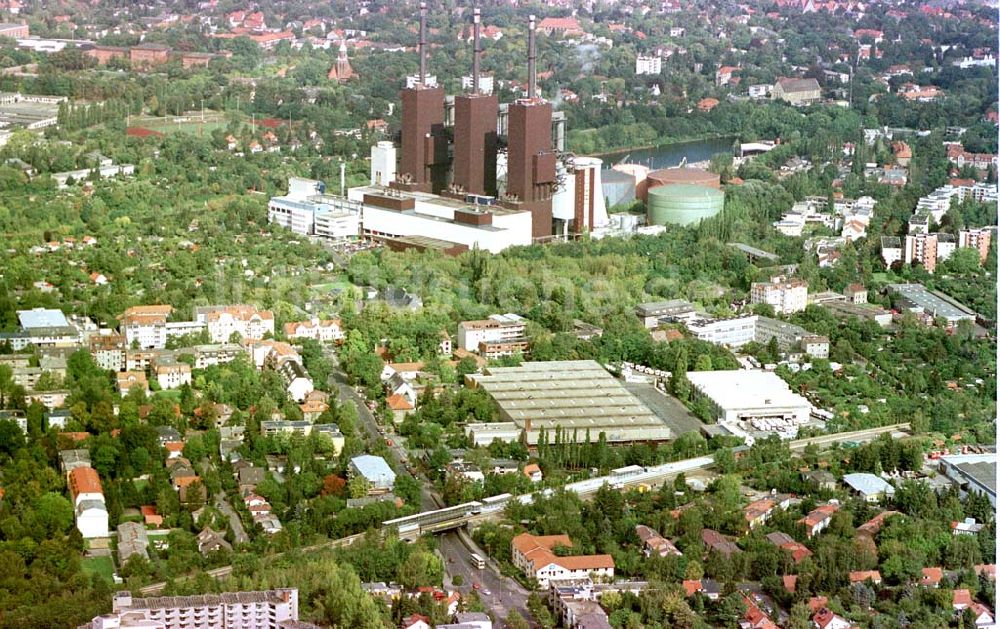 Berlin - Lichterfelde aus der Vogelperspektive: Wiedererrichtete S-Bahnstrecke Lichterfelde-Ost - Osdorfer Straße - Lichterfelde-Süd.