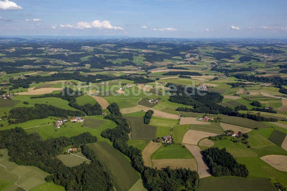 Luftbild Edenwiesen - Wiesen und Felder um Edenwiesen im Bundesland Oberösterreich in Österreich