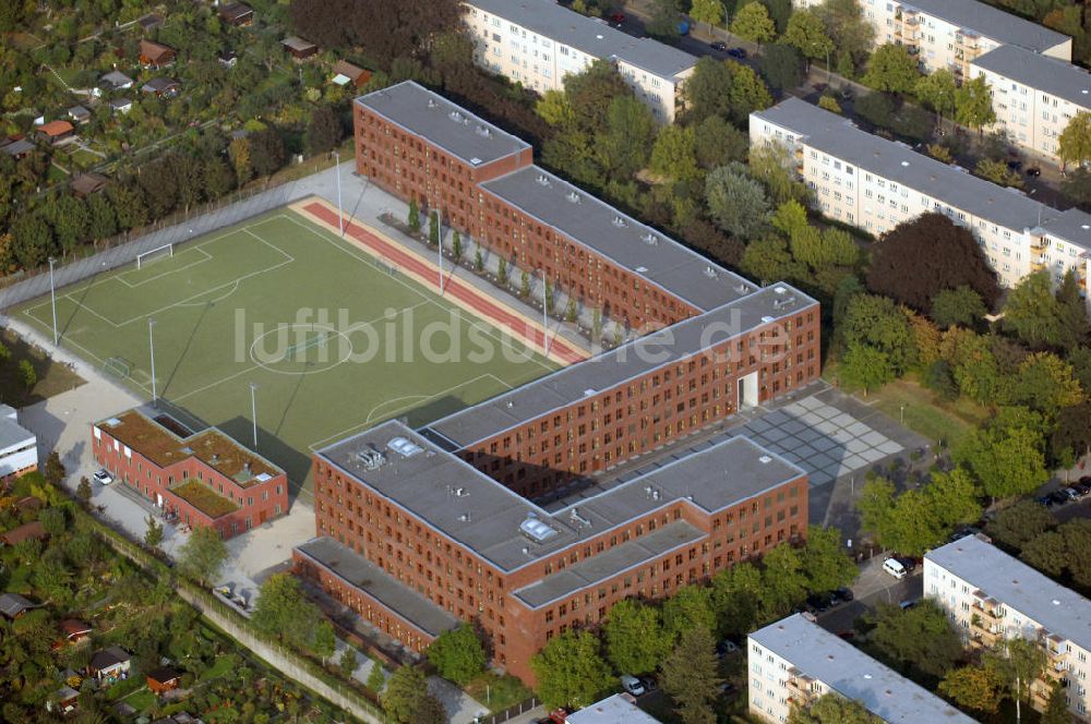 Luftbild Berlin - Wilhelm-Ostwald-Schule in Berlin-Lichterfelde