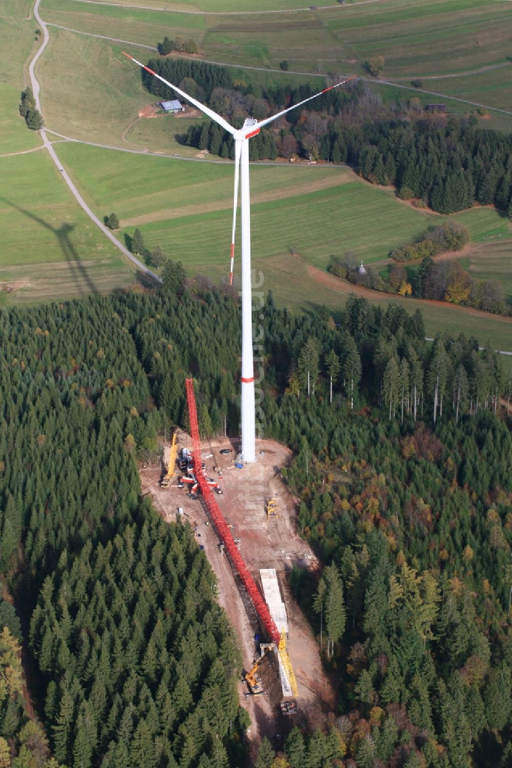 Hasel von oben - Windanlage im Windpark im Südschwarzwald auf dem Glaserkopf von Hasel im Bundesland Baden-Württemberg