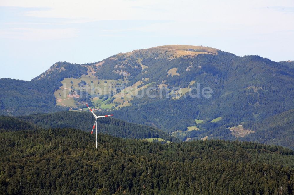 Luftbild Fröhnd - Windenergieanlage (WEA) - Windrad - auf dem Ittenschwander Horn bei Fröhnd im Bundesland Baden-Württemberg