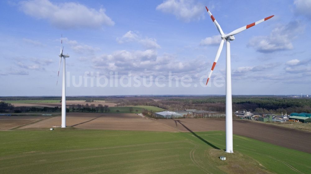 Luftbild Südergellersen - Windenergieanlagen (WEA) - Windrad- auf einem Feld in Südergellersen im Bundesland Niedersachsen