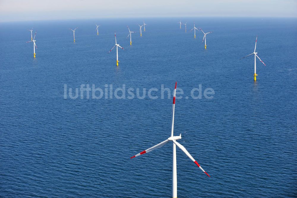 Zingst von oben - Windkraftanlage EnBW Baltic 1 in der Ostsee