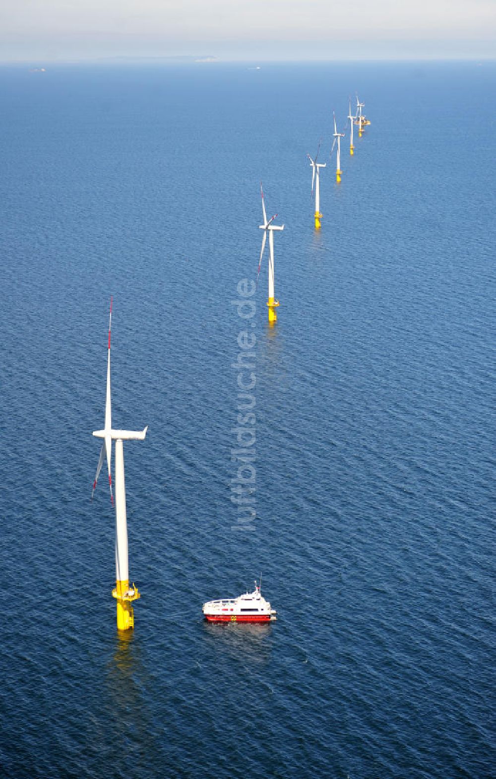 Zingst von oben - Windkraftanlage EnBW Baltic 1 in der Ostsee