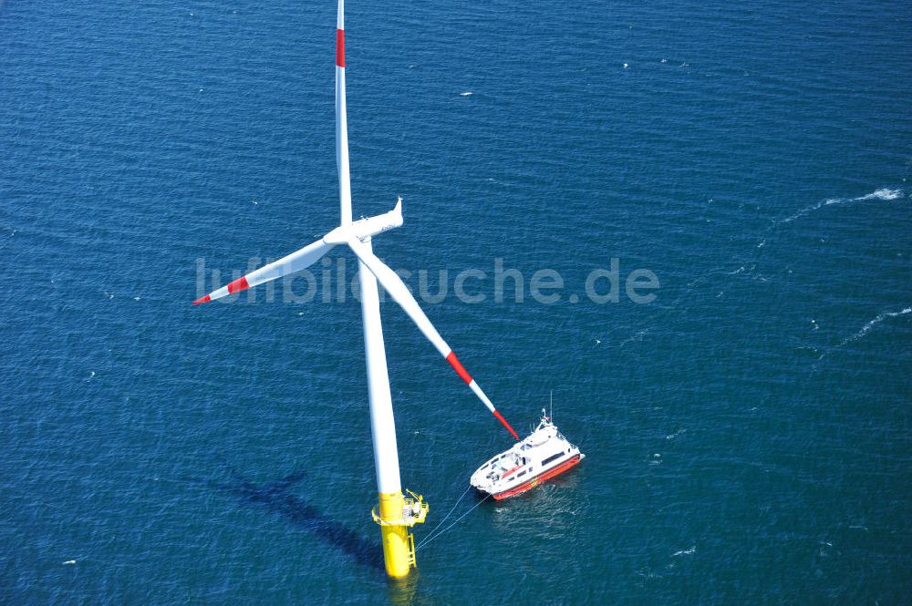 Luftbild Zingst - Windkraftanlage EnBW Baltic 1 in der Ostsee