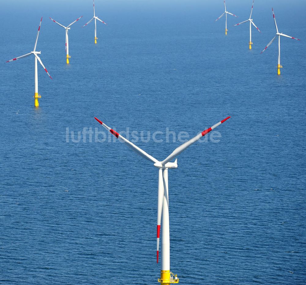 Zingst von oben - Windkraftanlage EnBW Baltic 1 in der Ostsee