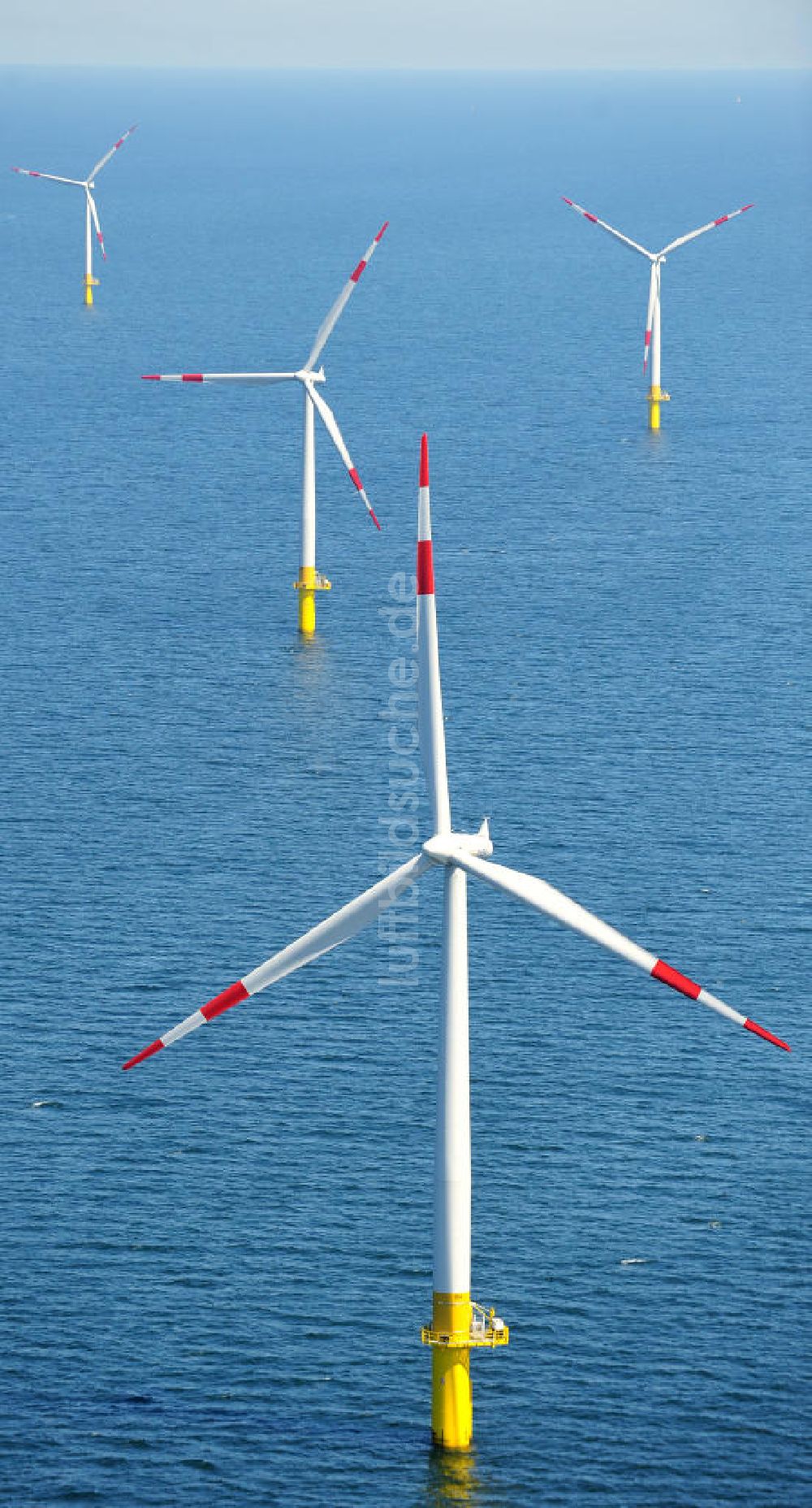 Luftbild Zingst - Windkraftanlage EnBW Baltic 1 in der Ostsee