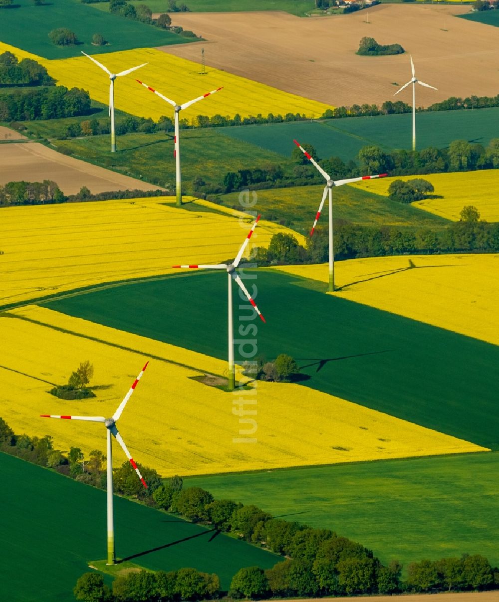 Luftaufnahme Perleberg - Windkraftanlagen bei Perleberg im Bundesland Brandenburg