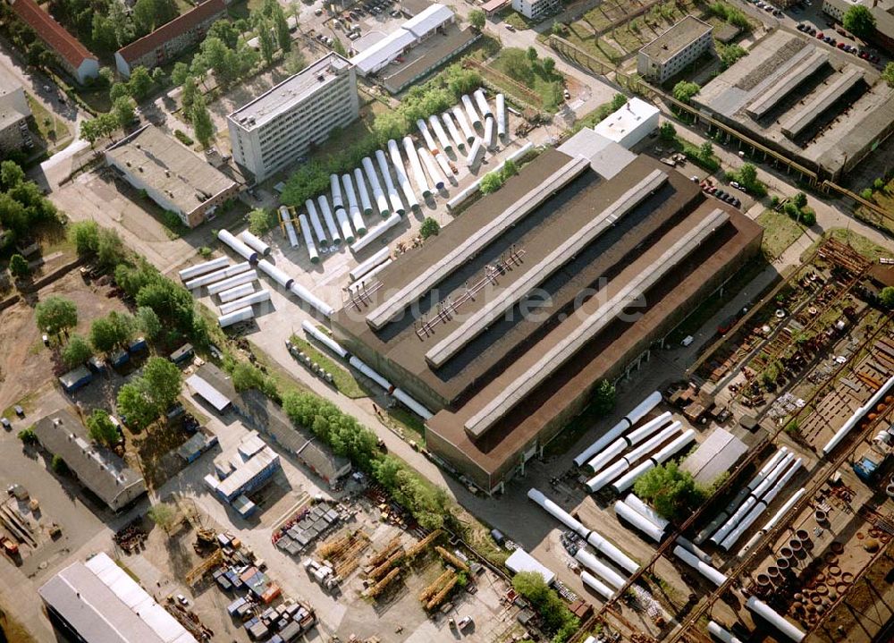 Fürstenwalde / Brandenburg von oben - Windkraftanlagenwerk im Industriegebiet Fürstenwalde. Datum: 21.05.2003