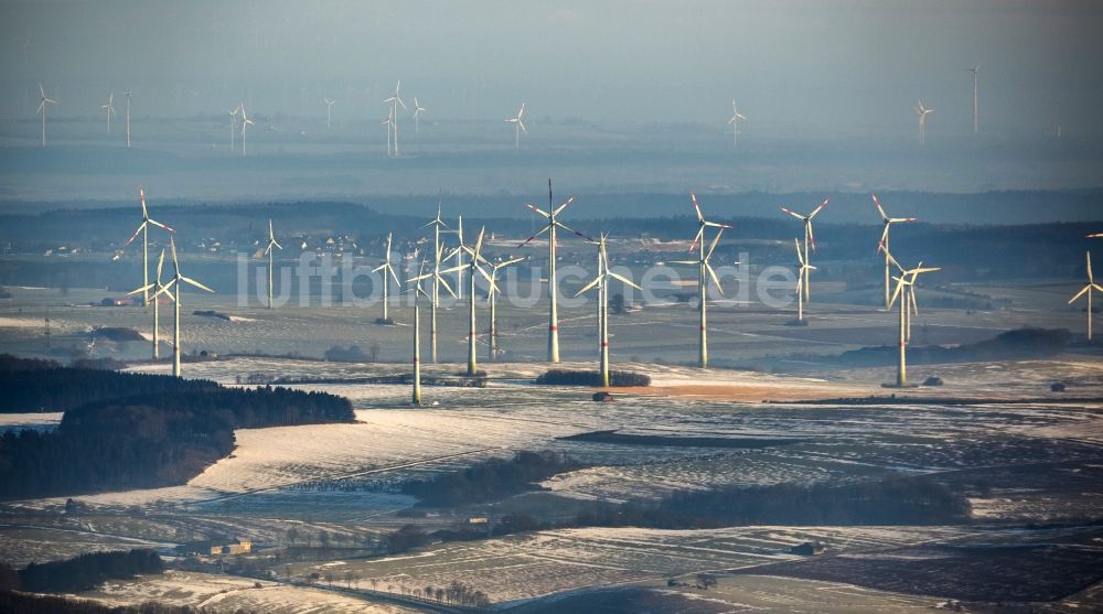 Brilon aus der Vogelperspektive: Windkraftpark bei Madfeld in Brilon im Bundesland Nordrhein-Westfalen