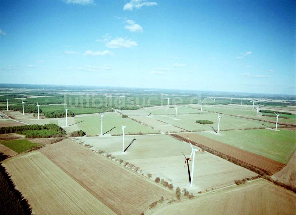 Luftbild Duben - Windkraftpark Dubener Platte bei Duben mit 19 Anlagen vom Typ MD 77