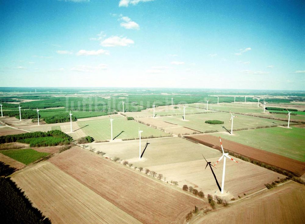 Luftbild Duben - Windkraftpark Dubener Platte bei Duben mit 19 Anlagen vom Typ MD 77