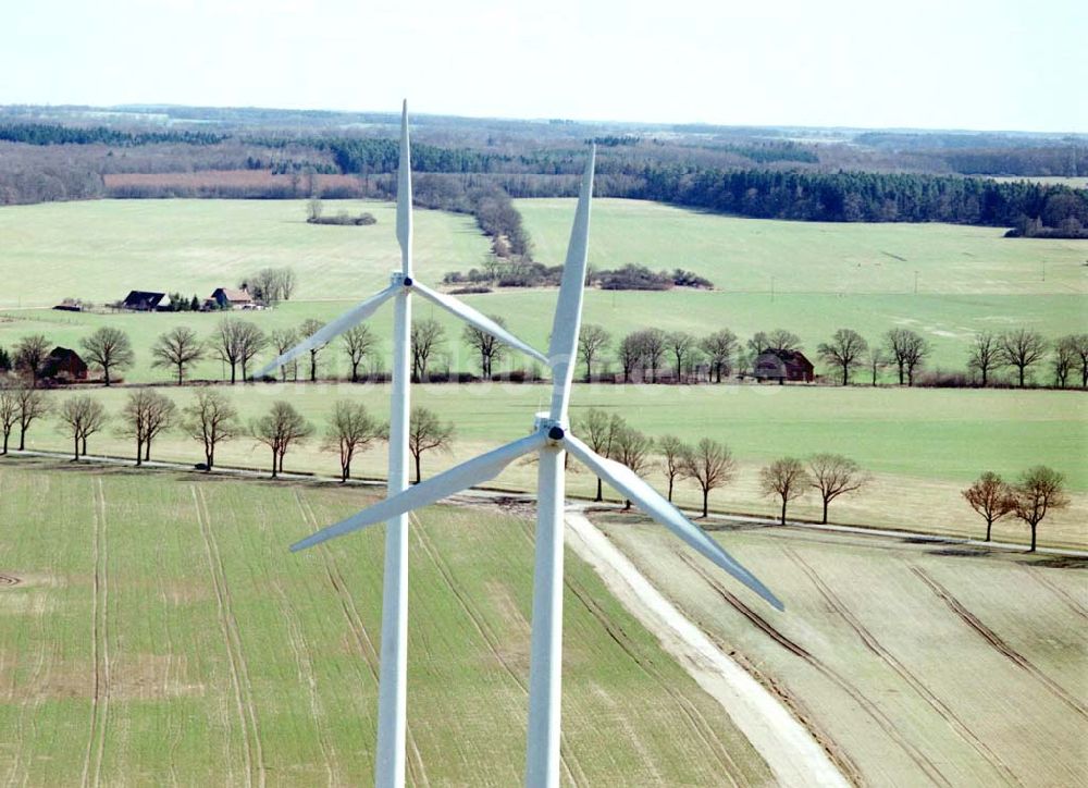 Frehne / MV von oben - Windkraftpark Frehne mit 9 Anlagen vom Typ 48/600