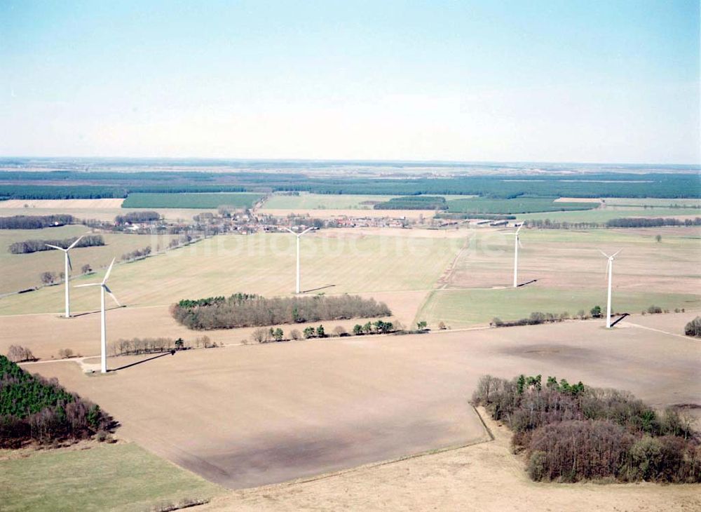 Frehne / MV von oben - Windkraftpark Frehne mit 9 Anlagen vom Typ 48/600