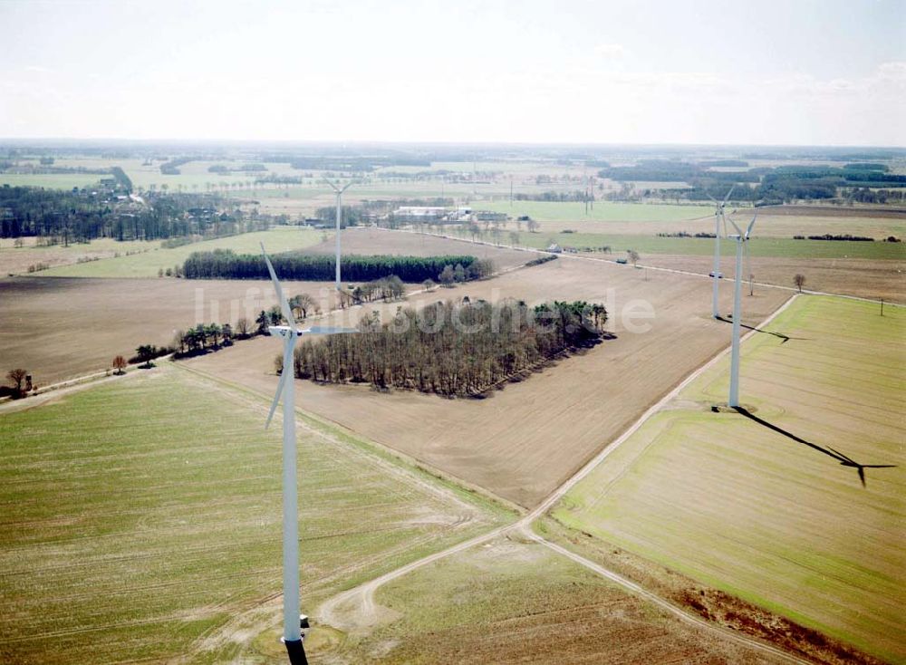 Luftaufnahme Frehne / MV - Windkraftpark Frehne mit 9 Anlagen vom Typ 48/600