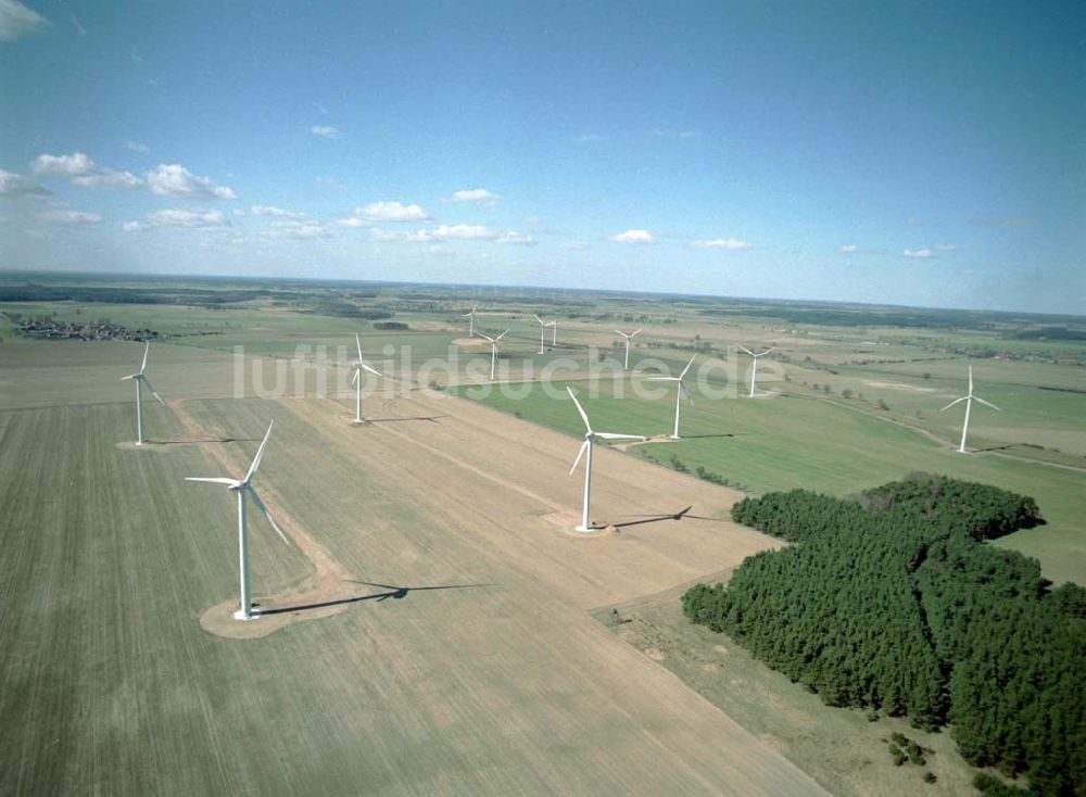 Görike-Söllenthin von oben - Windkraftpark Görike-Söllenthin mit 13 Anlagen vom Typ MD 70