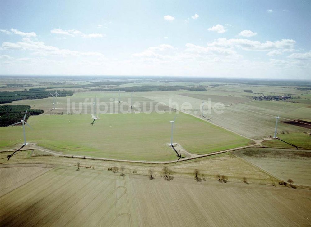 Luftbild Görike-Söllenthin - Windkraftpark Görike-Söllenthin mit 13 Anlagen vom Typ MD 70