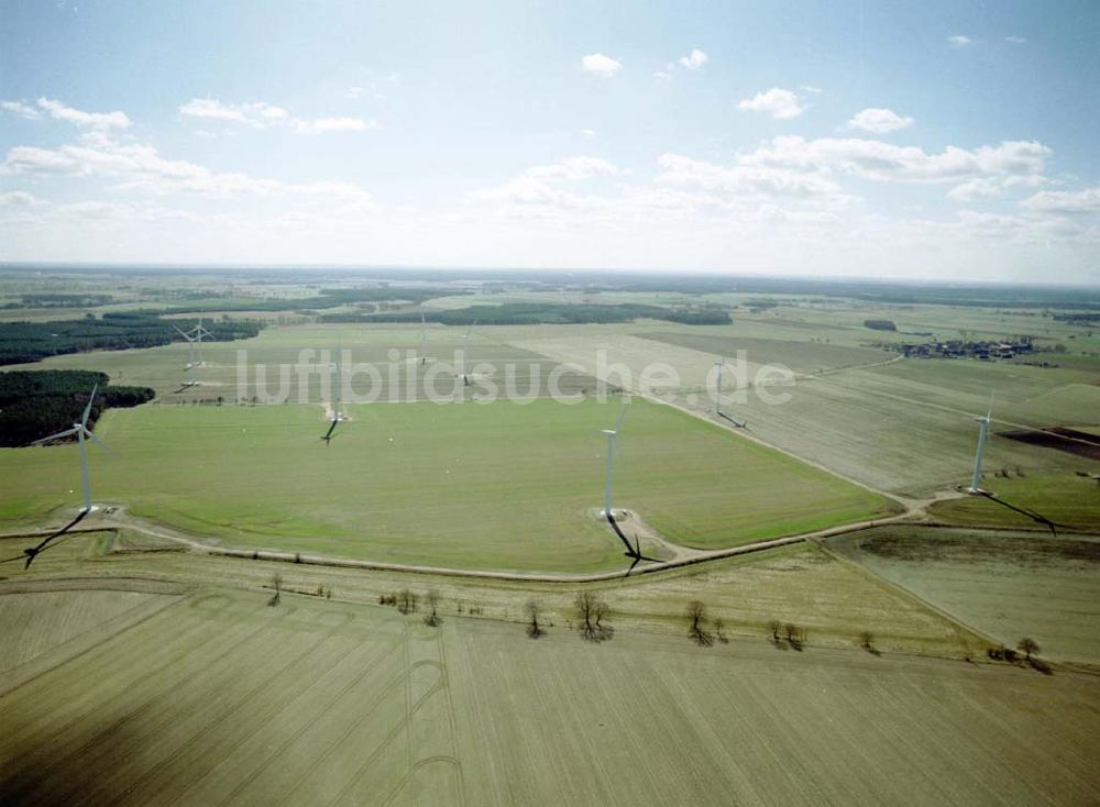 Luftaufnahme Görike-Söllenthin - Windkraftpark Görike-Söllenthin mit 13 Anlagen vom Typ MD 70