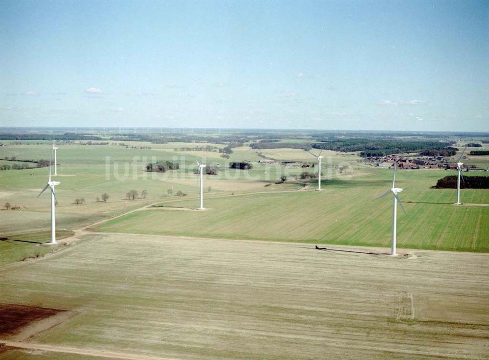 Görike-Söllenthin von oben - Windkraftpark Görike-Söllenthin mit 13 Anlagen vom Typ MD 70