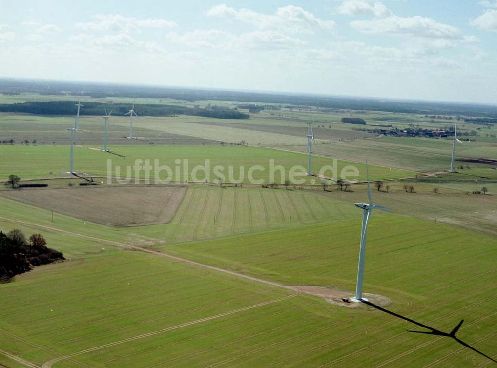 Luftaufnahme Görike-Söllenthin - Windkraftpark Görike-Söllenthin mit 13 Anlagen vom Typ MD 70