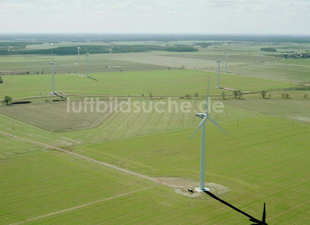 Görike-Söllenthin aus der Vogelperspektive: Windkraftpark Görike-Söllenthin mit 13 Anlagen vom Typ MD 70