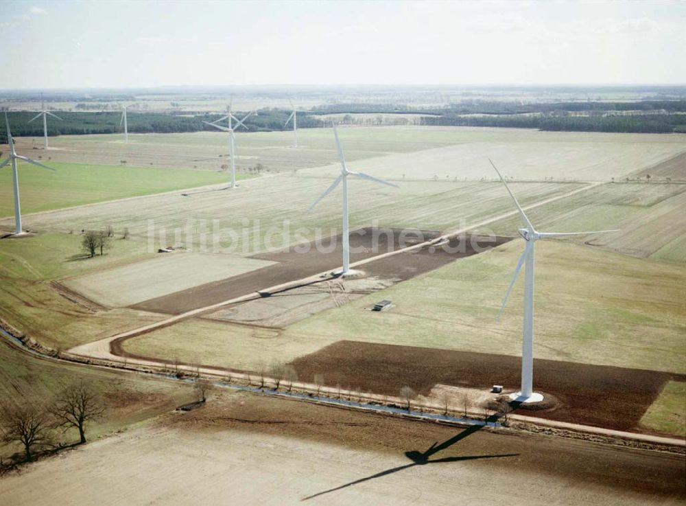 Görike-Söllenthin von oben - Windkraftpark Görike-Söllenthin mit 13 Anlagen vom Typ MD 70