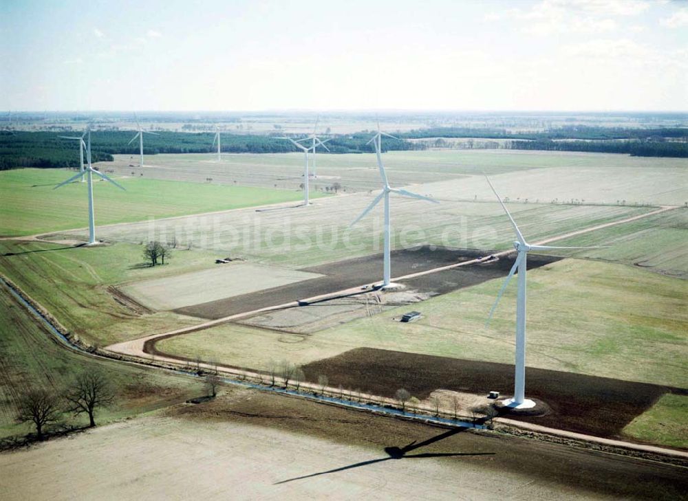 Görike-Söllenthin aus der Vogelperspektive: Windkraftpark Görike-Söllenthin mit 13 Anlagen vom Typ MD 70