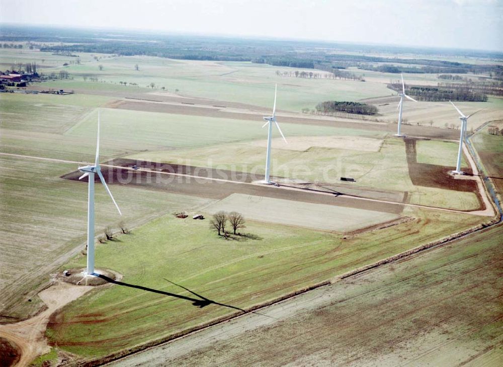 Luftaufnahme Görike-Söllenthin - Windkraftpark Görike-Söllenthin mit 13 Anlagen vom Typ MD 70