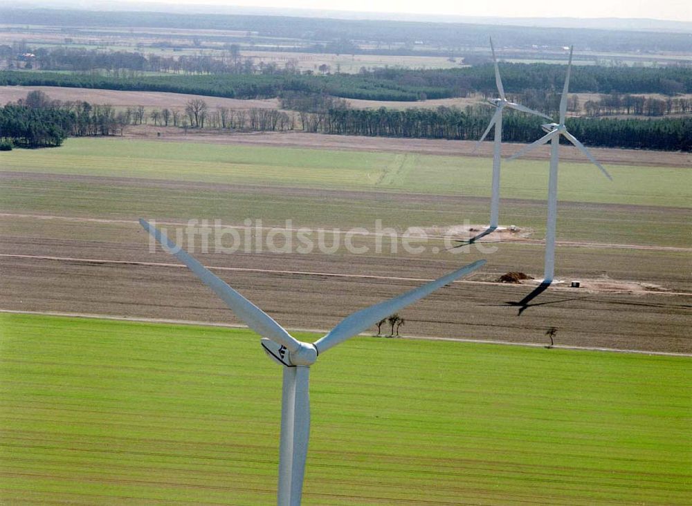 Luftaufnahme Görike-Söllenthin - Windkraftpark Görike-Söllenthin mit 13 Anlagen vom Typ MD 70