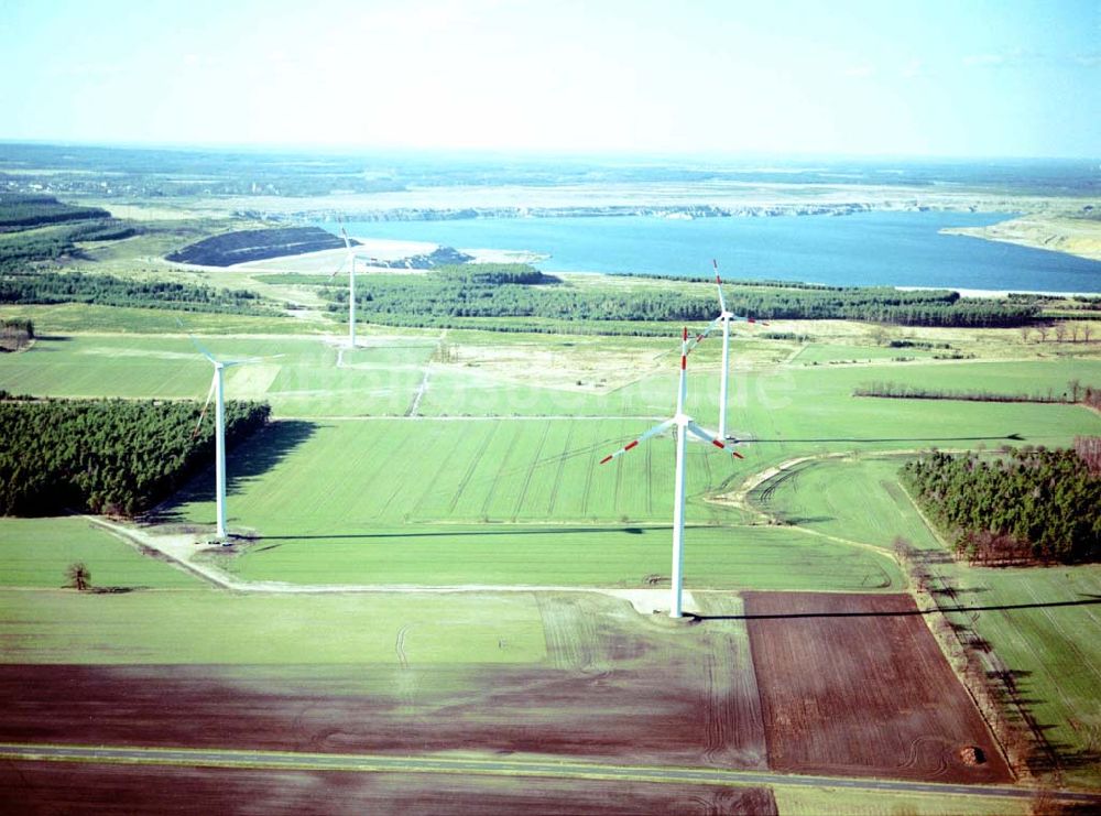 Luftaufnahme Woschkow - Windkraftpark Woschkow mit 4 Anlagen vom Typ MD 70