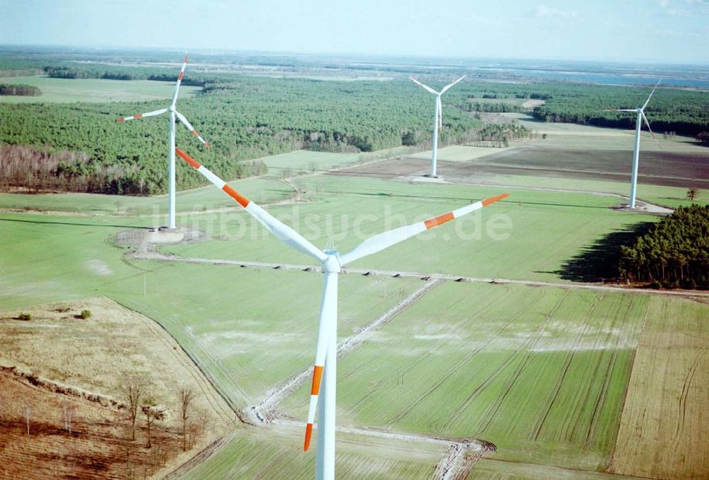 Woschkow / BRB von oben - Windkraftpark Woschkow in Brandenburg mit 4 Anlagen vom Typ MD 70