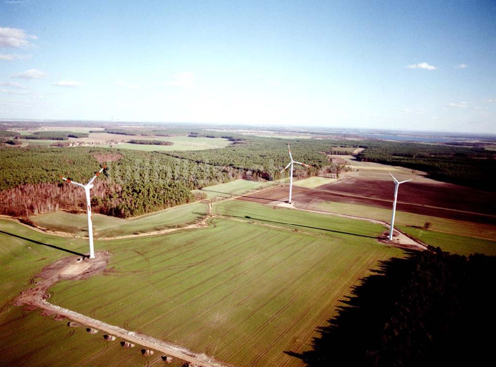 Luftaufnahme Woschkow / Brandenburg - Windkraftpark Woschkow in Brandenburg mit 4 Anlagen vom Typ MD 70