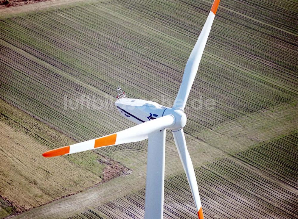 Woschkow / Brandenburg aus der Vogelperspektive: Windkraftpark Woschkow in Brandenburg mit 4 Anlagen vom Typ MD 70