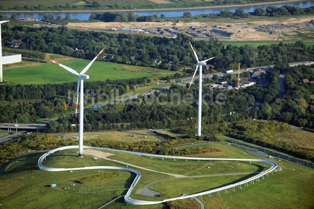 Luftbild Hamburg - Winradanlagen auf dem Energieberg Georgswerder in Hamburg