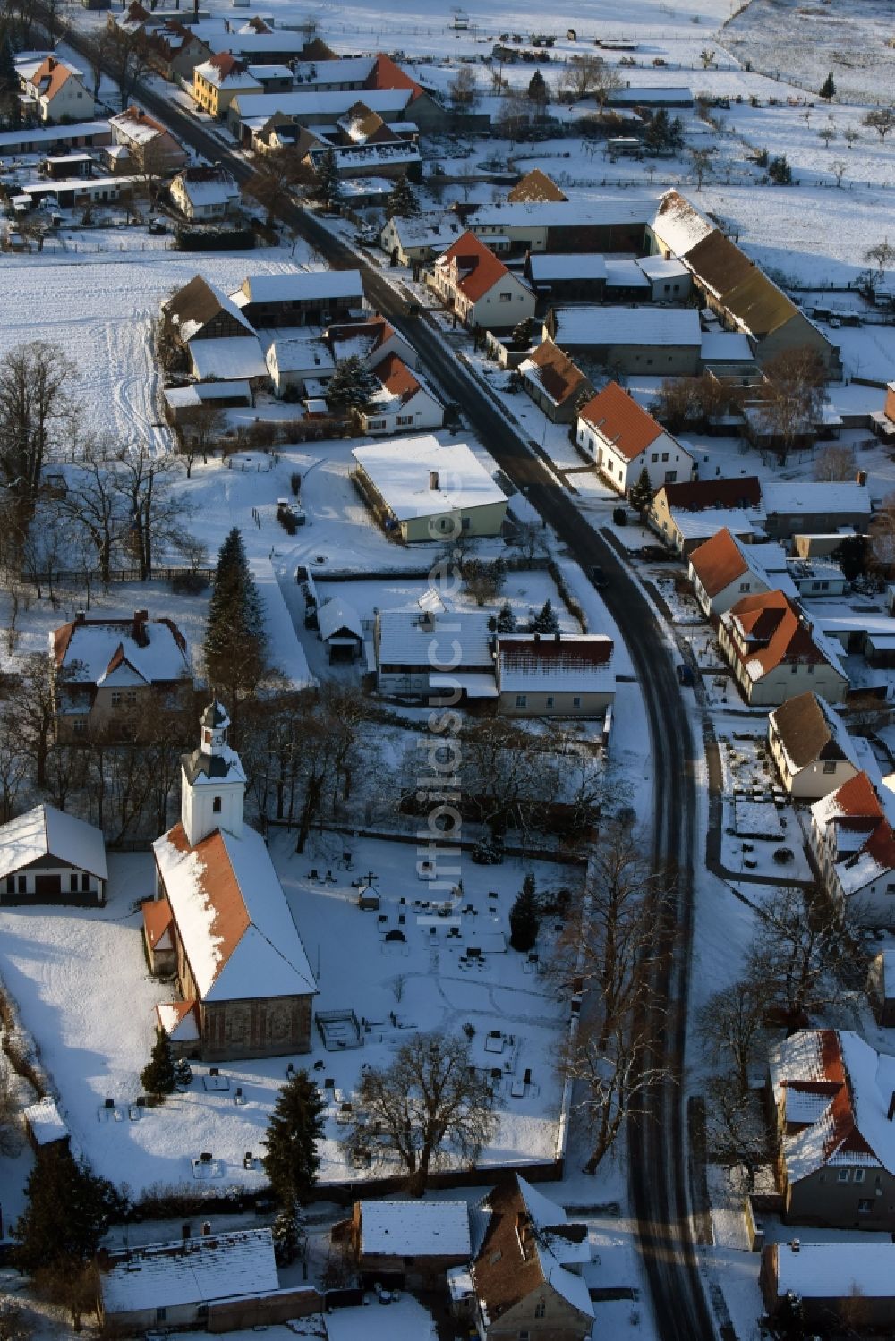 Krüssau von oben - Winterlich schneebedeckte Dorf - Ansicht in Krüssau im Bundesland Sachsen-Anhalt