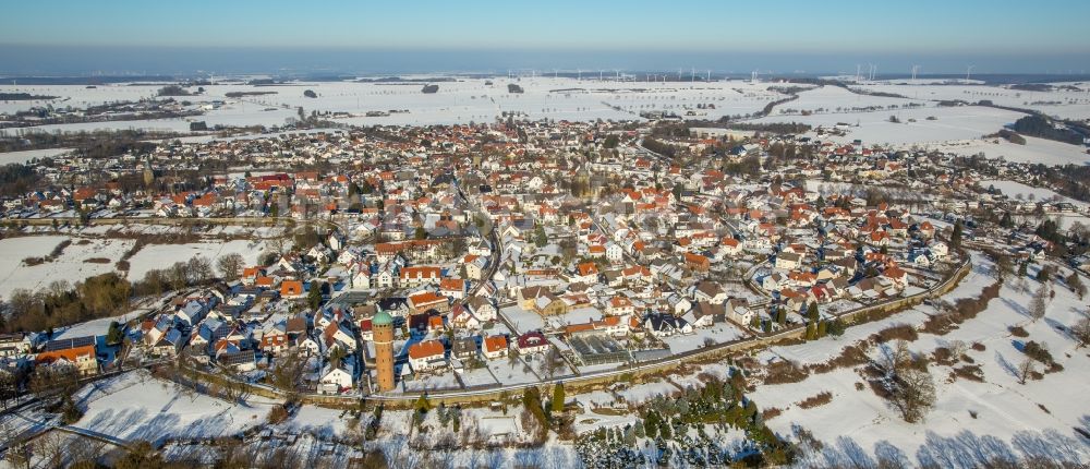 Luftbild Rüthen - Winterlich schneebedeckte Ortsansicht in Rüthen im Bundesland Nordrhein-Westfalen