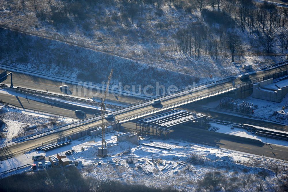 Luftaufnahme SCHWANEBECK - Winterlich verschneite Baustelle Autobahndreieck / interchange Schwanebeck, auch Autobahndreieck Kreuz Barnim genannt