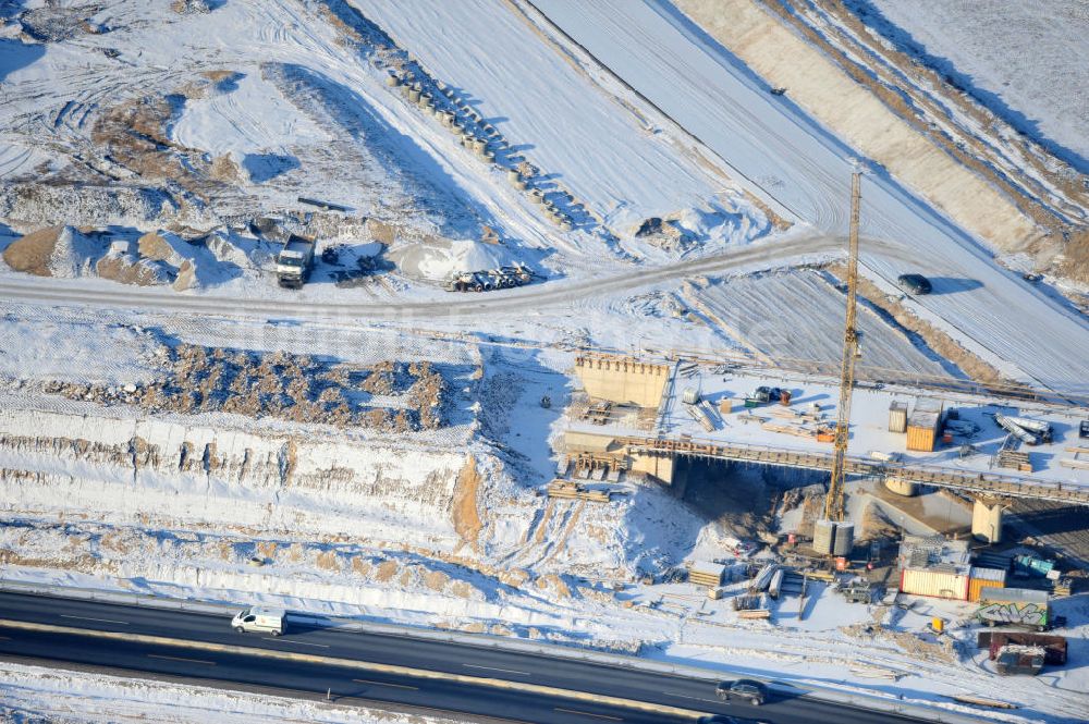 Luftbild SCHWANEBECK - Winterlich verschneite Baustelle Autobahndreieck / interchange Schwanebeck, auch Autobahndreieck Kreuz Barnim genannt