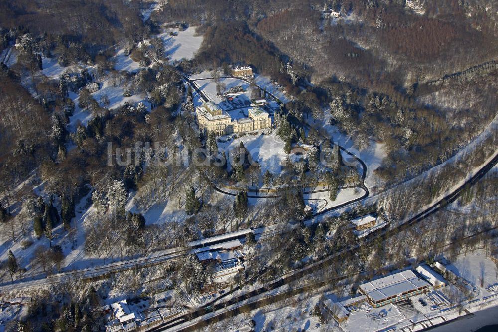 Essen - Bredeney aus der Vogelperspektive: Winterlich verschneiter Park der Villa Hügel