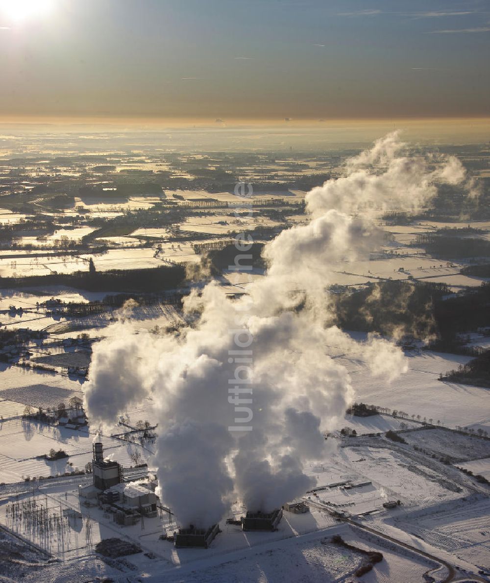 Hamm aus der Vogelperspektive: Winterlich verschneites Trianel Gas- und Dampfkraftwerk in Hamm, Nordrhein-Westfalen