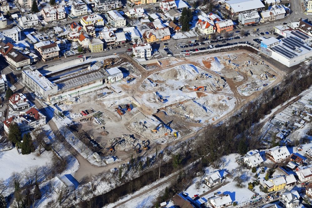 Wehr aus der Vogelperspektive: Winterluftbild Abrißarbeiten auf dem Gelände der Industrie- Ruine Brennet Areal in Wehr im Bundesland Baden-Württemberg, Deutschland