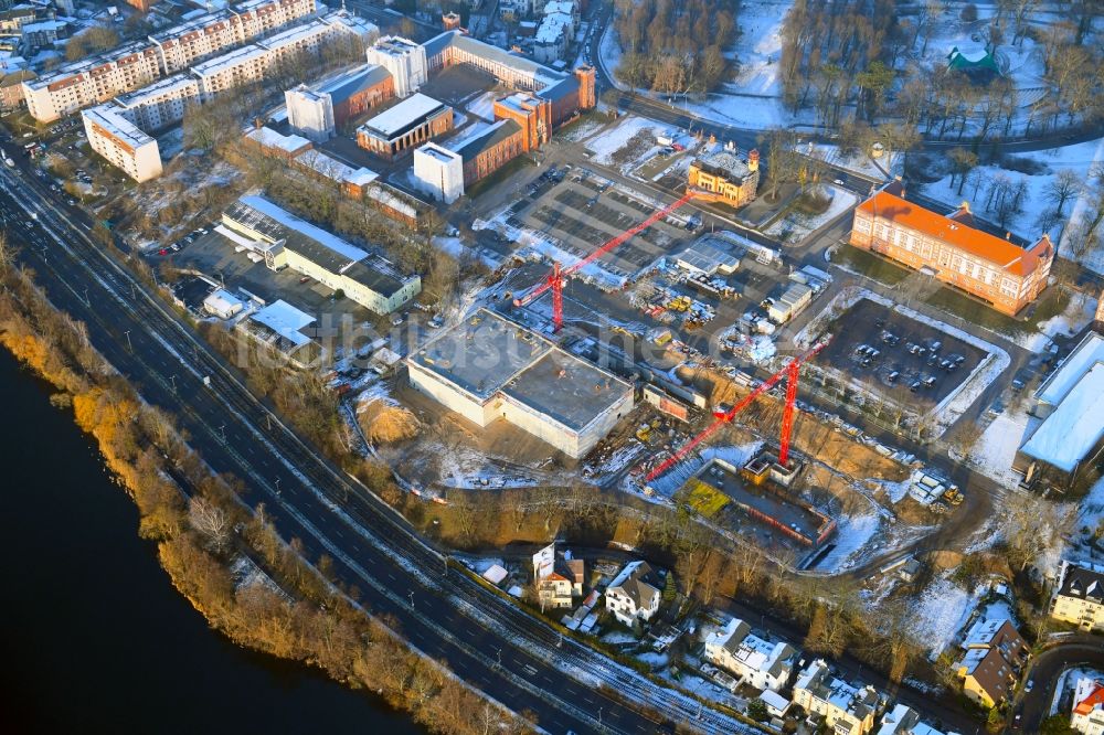 Luftaufnahme Schwerin - Winterluftbild Baustelle zum Neubau von Depots und Werkstätten in Schwerin im Bundesland Mecklenburg-Vorpommern, Deutschland