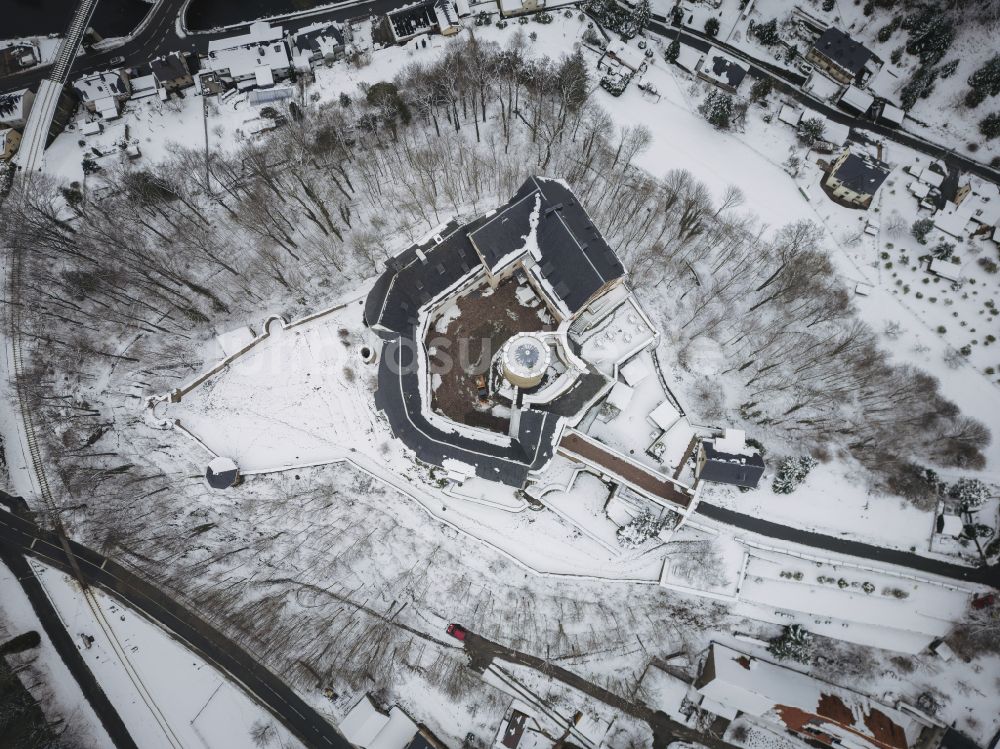 Drebach von oben - Winterluftbild Burg Scharfenstein in Scharfenstein im Bundesland Sachsen, Deutschland