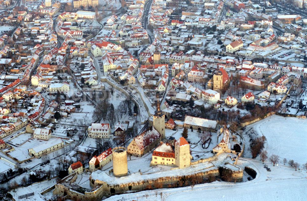 Luftbild Querfurt - Winterluftbild Burganlage der Veste Querfurt Straße Strasse der Romanik in Querfurt im Bundesland Sachsen-Anhalt, Deutschland