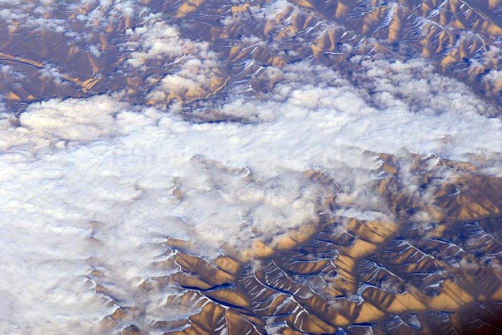 Luftbild Kandahar - Winterluftbild Felsen- und Berglandschaft Hindukusch in Kandahar in Afghanistan