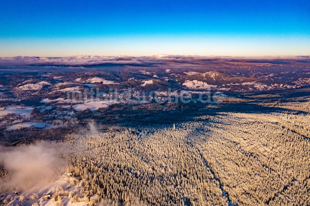 Luftbild Smrzovka - Winterluftbild Forstgebiete in einem Waldgebiet in Smrzovka in Liberecky kraj, Tschechien