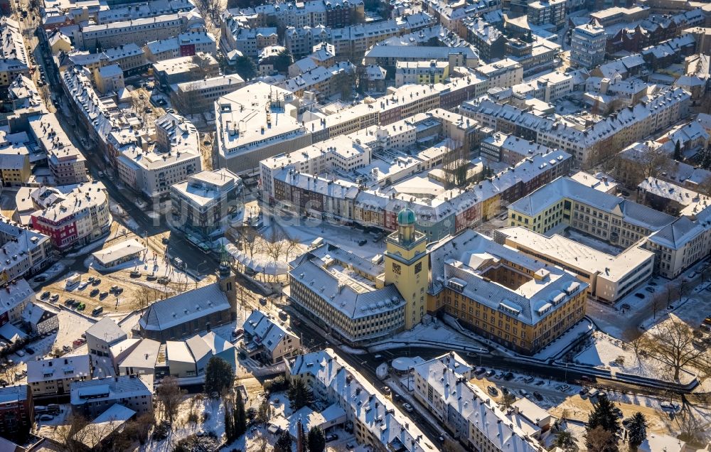 Witten von oben - Winterluftbild Gebäude der Stadtverwaltung - Rathaus Witten in Witten im Bundesland Nordrhein-Westfalen, Deutschland